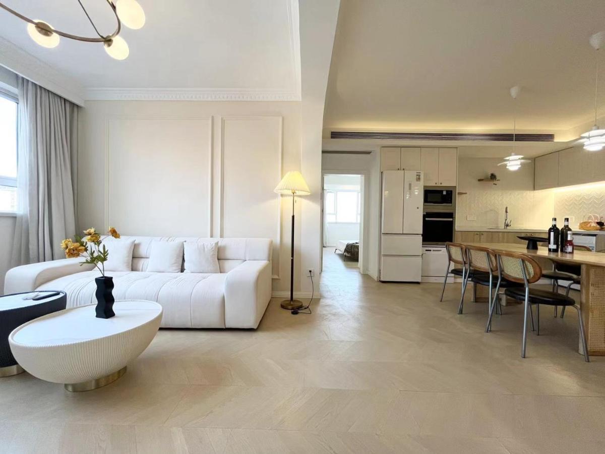 Warm Four Bedroom With Huangpu River View Xangai
