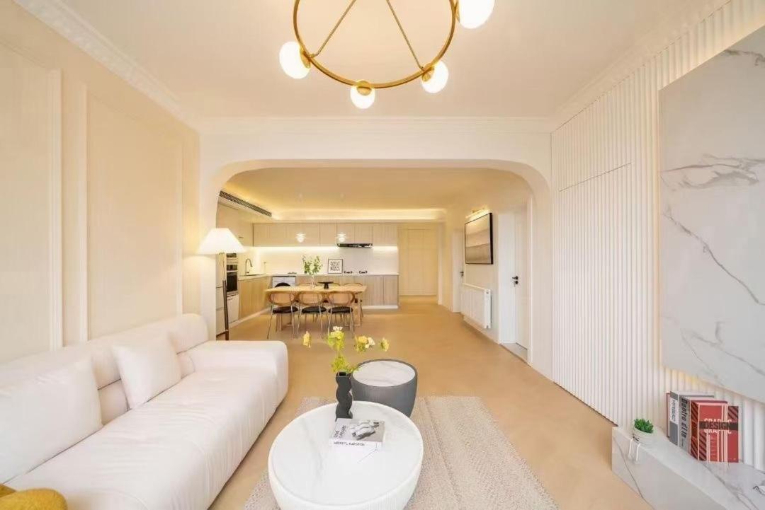 Warm Four Bedroom With Huangpu River View * Thượng Hải